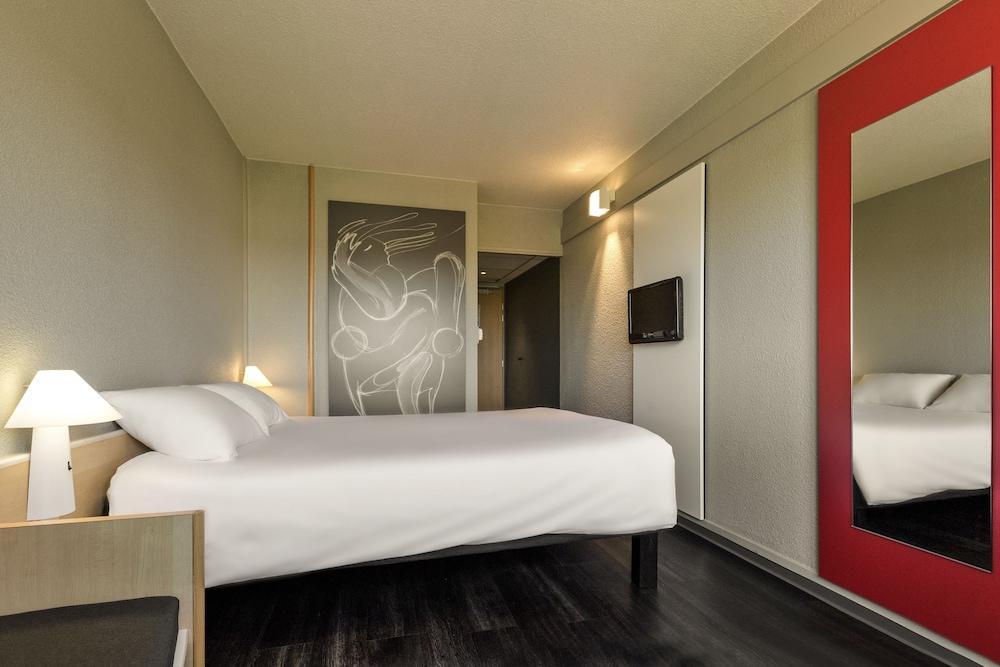 מלון סושיים Ibis Mulhouse Ile Napoleon מראה חיצוני תמונה