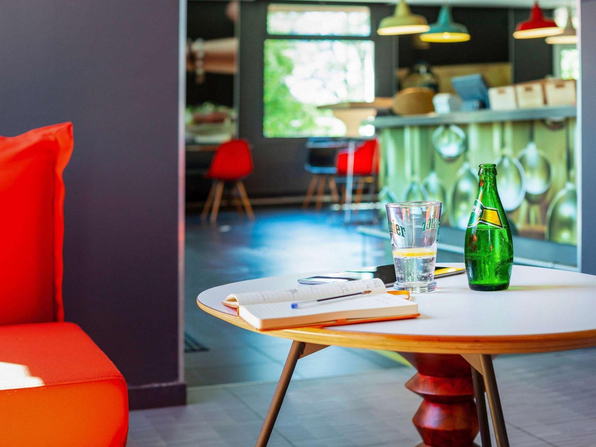 מלון סושיים Ibis Mulhouse Ile Napoleon מראה חיצוני תמונה