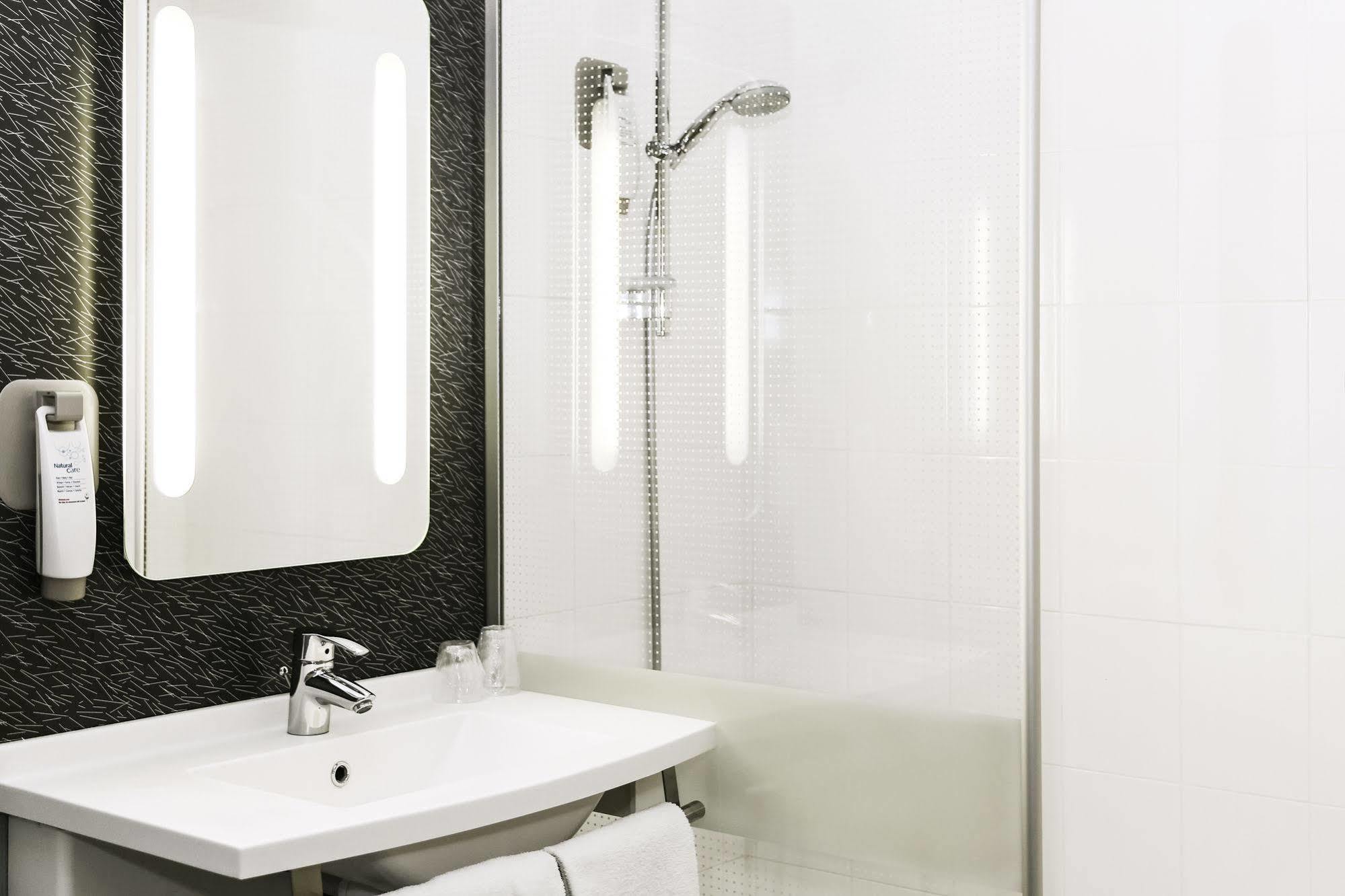 מלון סושיים Ibis Mulhouse Ile Napoleon מראה חיצוני תמונה